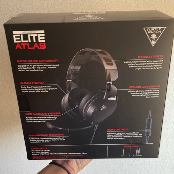 Never been open - boyfriend has one, he loves it - Picture 4 of 8